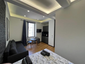 Newly Renovated Luxury Suite in the Center of Cannes